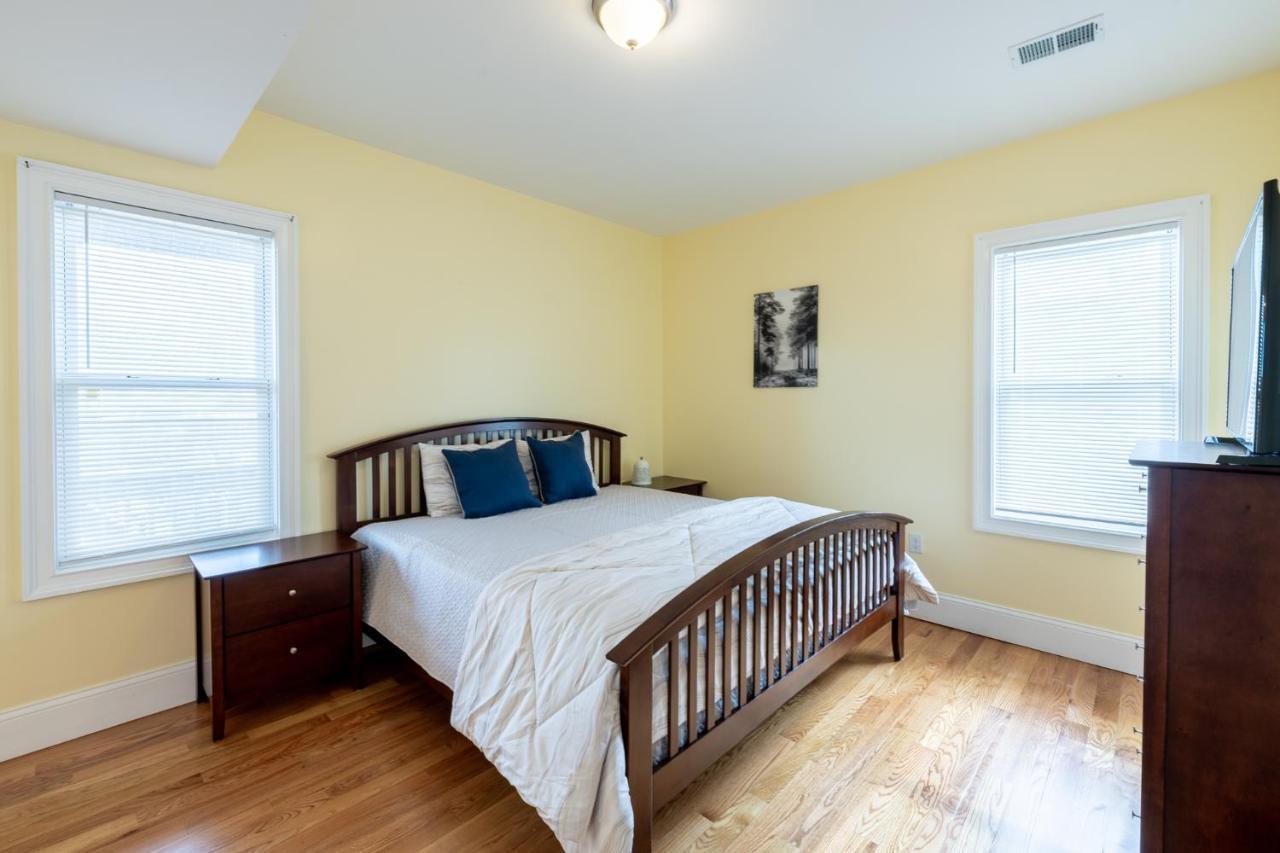 90 - 4br Dorchester - Sleek Near Marina Bay Boston